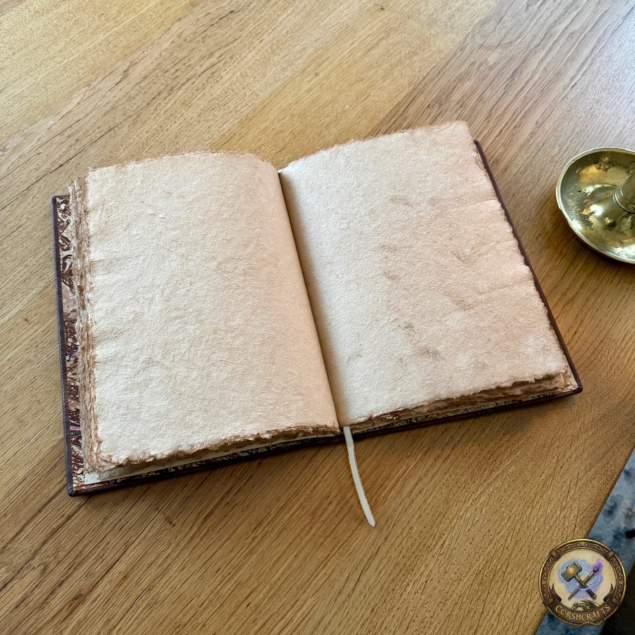 Carnet en reliure médiévale